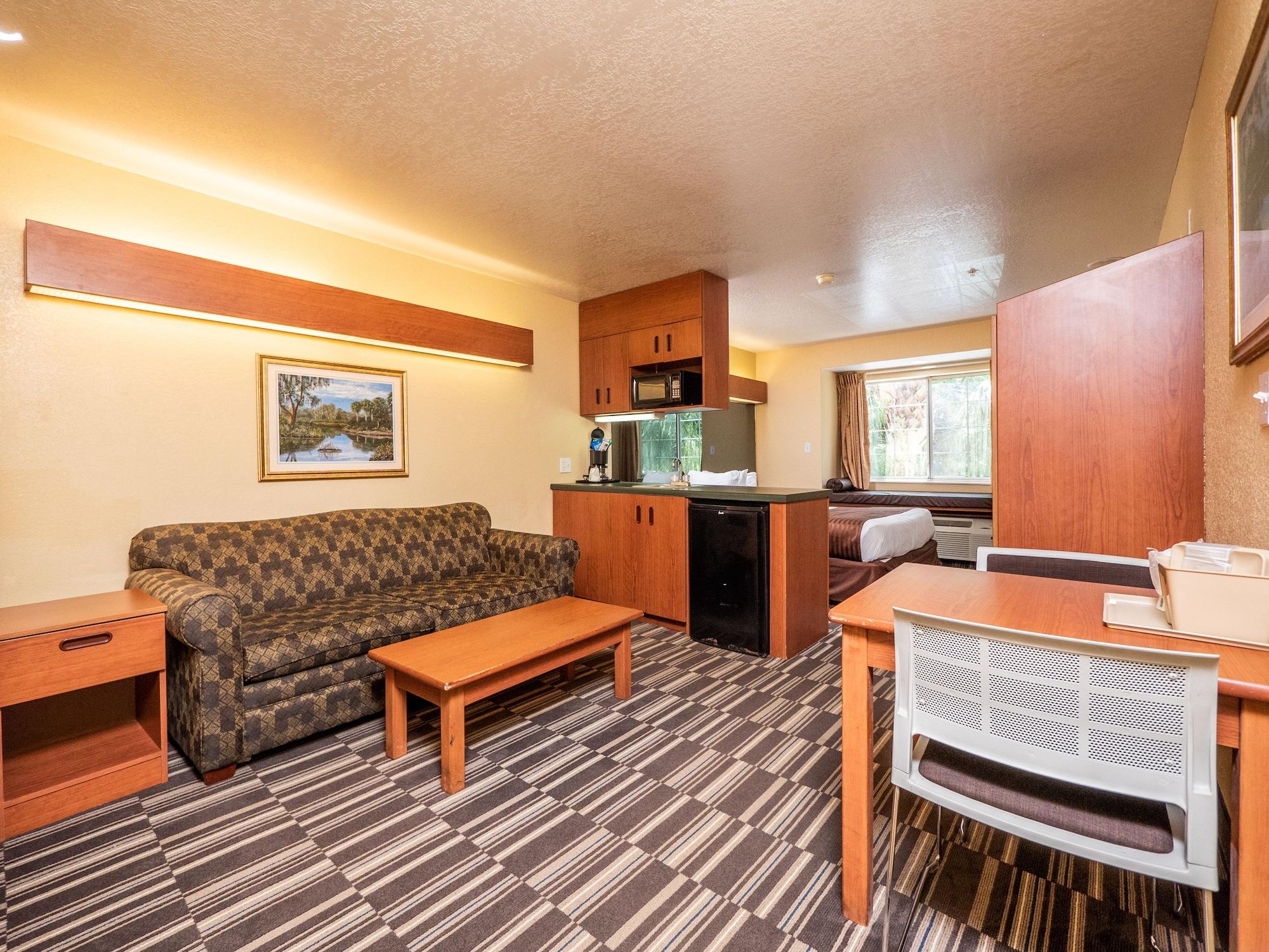 Microtel Inn And Suites Ocala Ngoại thất bức ảnh